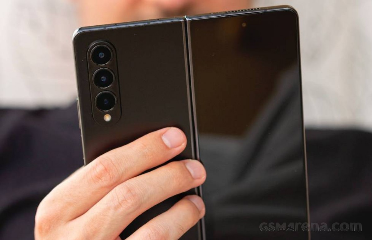 Samsung’s Expert RAW camera app now supported on Galaxy Z Fold4
